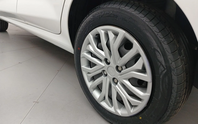imagem-https://www.socarrao.com.br/sc-vehicle-images-prod/3961846/1789796520077-1_095531.jpg