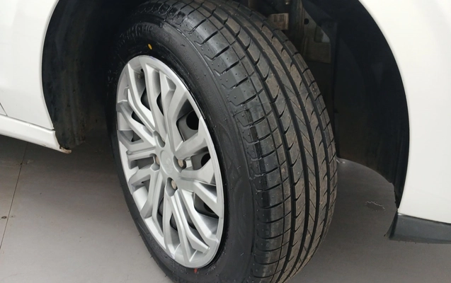 imagem-https://www.socarrao.com.br/sc-vehicle-images-prod/3961846/1789796520079-1_095533.jpg