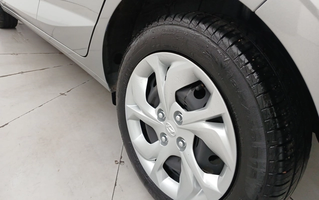 imagem-https://www.socarrao.com.br/sc-vehicle-images-prod/3961854/1789796528731-1_111556.jpg