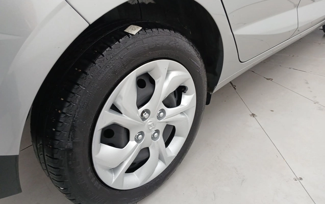 imagem-https://www.socarrao.com.br/sc-vehicle-images-prod/3961854/1789796528732-2_111557.jpg