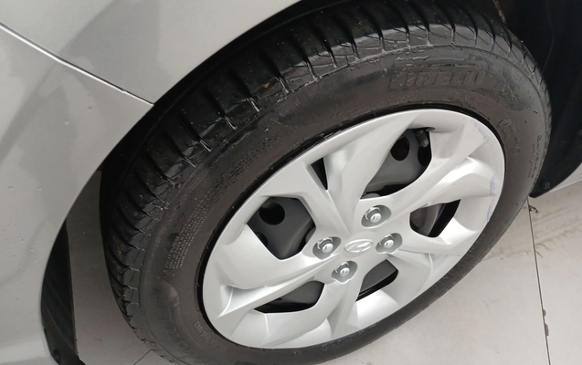 imagem-https://www.socarrao.com.br/sc-vehicle-images-prod/3961869/1789796539811-1_111559.jpg