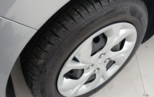 imagem-https://www.socarrao.com.br/sc-vehicle-images-prod/3961870/1789796540821-1_042924.jpg