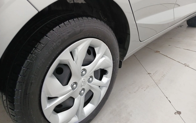 imagem-https://www.socarrao.com.br/sc-vehicle-images-prod/3961870/1789796540822-1_042926.jpg