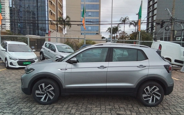 imagem-https://www.socarrao.com.br/sc-vehicle-images-prod/3961938/1789796604192-1_020743.jpg