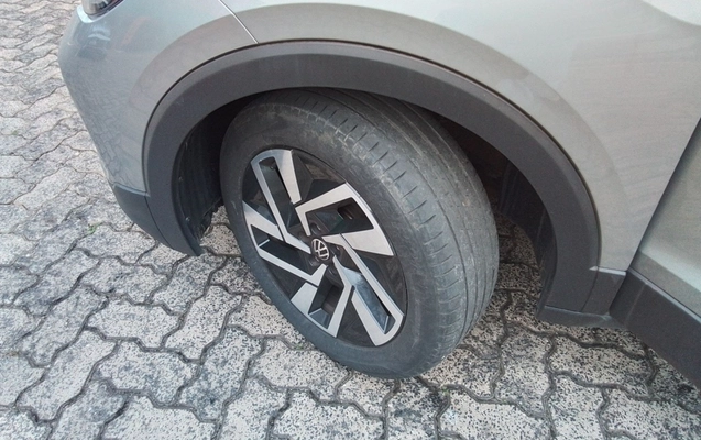 imagem-https://www.socarrao.com.br/sc-vehicle-images-prod/3961938/1789796604195-1_020800.jpg