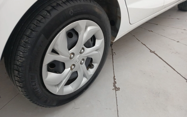 imagem-https://www.socarrao.com.br/sc-vehicle-images-prod/3961944/1789796616504-1_031938.jpg