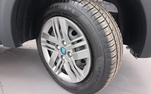 imagem-https://www.socarrao.com.br/sc-vehicle-images-prod/3961973/1789796645159-2_083105.jpg