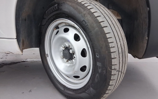 imagem-https://www.socarrao.com.br/sc-vehicle-images-prod/3961979/1789796653420-1_020844.jpg
