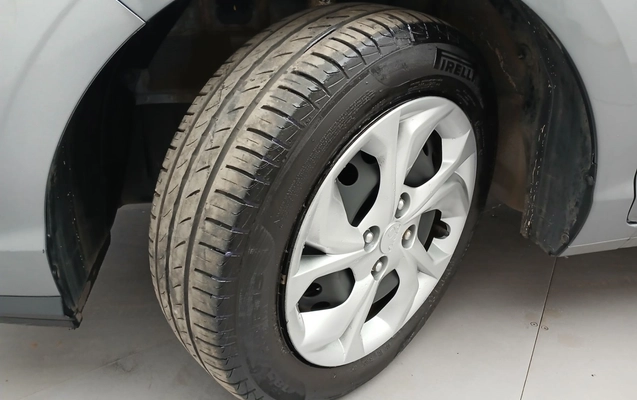 imagem-https://www.socarrao.com.br/sc-vehicle-images-prod/3961985/1789796662082-1_021059.jpg