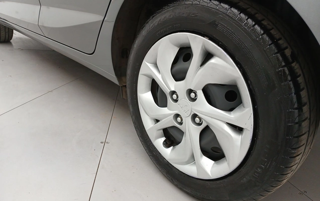 imagem-https://www.socarrao.com.br/sc-vehicle-images-prod/3961985/1789796662083-1_021103.jpg