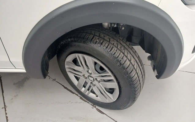 imagem-https://www.socarrao.com.br/sc-vehicle-images-prod/3962011/1789796697614-2_024638.jpg