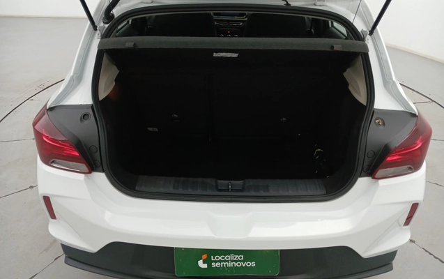 imagem-https://www.socarrao.com.br/sc-vehicle-images-prod/3962098/1789796789226-1_033636.jpg