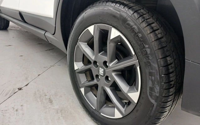 imagem-https://www.socarrao.com.br/sc-vehicle-images-prod/3962099/1789796789504-1_032742.jpg