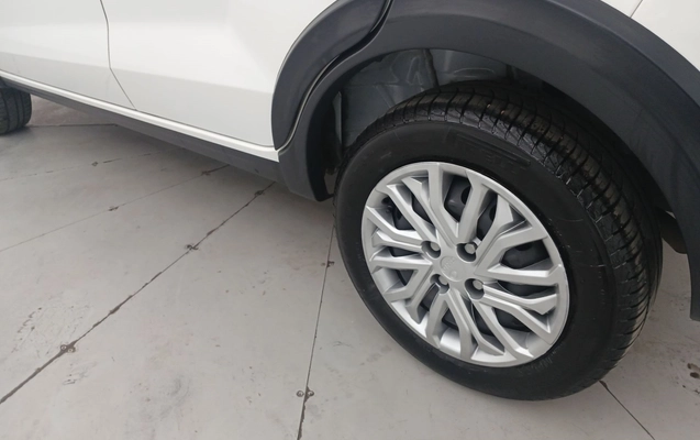 imagem-https://www.socarrao.com.br/sc-vehicle-images-prod/3962105/1789796795199-1_085734.jpg