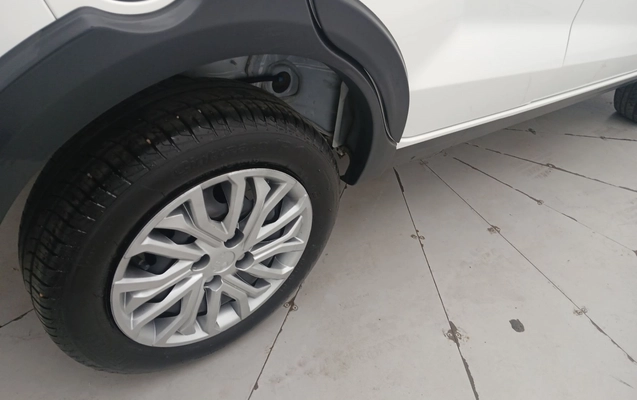 imagem-https://www.socarrao.com.br/sc-vehicle-images-prod/3962114/1789796803083-2_034002.jpg