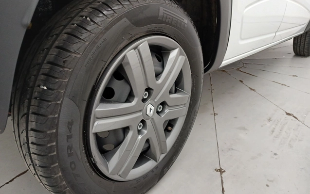 imagem-https://www.socarrao.com.br/sc-vehicle-images-prod/3962139/1789796818983-1_101121.jpg