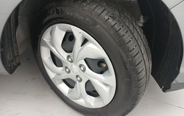 imagem-https://www.socarrao.com.br/sc-vehicle-images-prod/3962140/1789796820668-1_115847.jpg