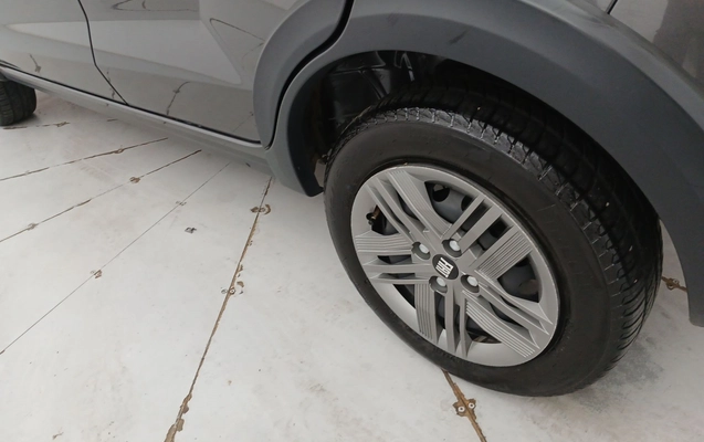 imagem-https://www.socarrao.com.br/sc-vehicle-images-prod/3962158/1789796832977-1_043353.jpg