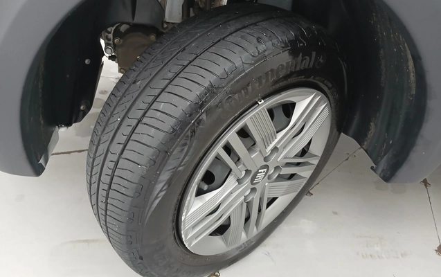 imagem-https://www.socarrao.com.br/sc-vehicle-images-prod/3962187/1789796855334-1_014546.jpg