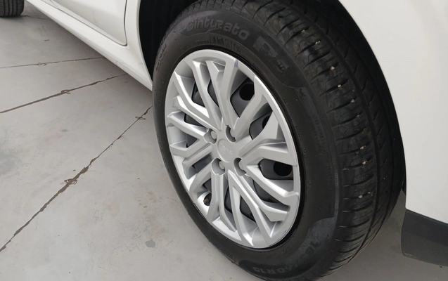 imagem-https://www.socarrao.com.br/sc-vehicle-images-prod/3962188/1789796857136-1_034300.jpg