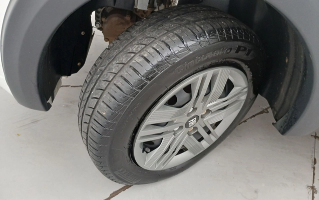 imagem-https://www.socarrao.com.br/sc-vehicle-images-prod/3962228/1789796875724-1_104853.jpg
