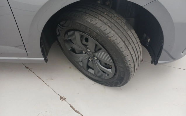 imagem-https://www.socarrao.com.br/sc-vehicle-images-prod/3962232/1789796878627-1_021611.jpg