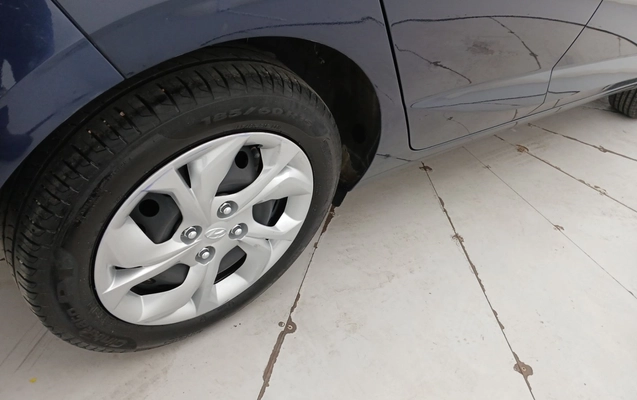 imagem-https://www.socarrao.com.br/sc-vehicle-images-prod/3962241/1789796884513-1_011253.jpg