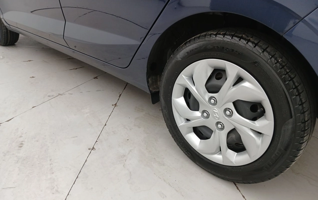 imagem-https://www.socarrao.com.br/sc-vehicle-images-prod/3962247/1789796885979-1_011252.jpg