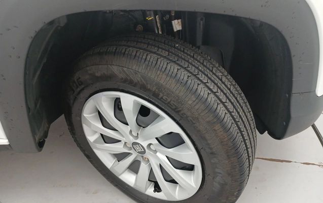 imagem-https://www.socarrao.com.br/sc-vehicle-images-prod/3962283/1789796907261-1_032349.jpg