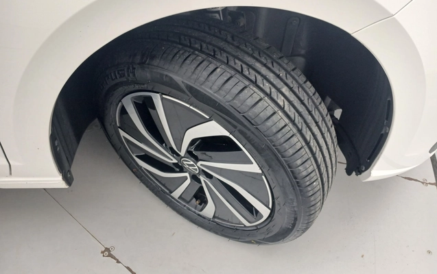 imagem-https://www.socarrao.com.br/sc-vehicle-images-prod/3962284/1789796907481-2_023923.jpg