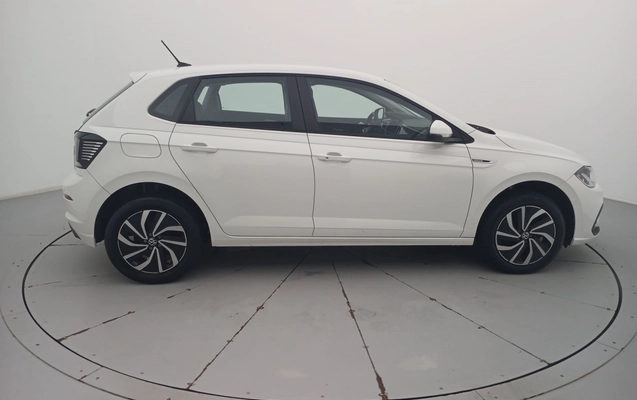 imagem-https://www.socarrao.com.br/sc-vehicle-images-prod/3962290/1789796909762-1_023920.jpg
