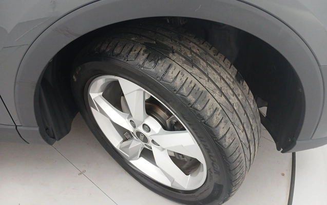 imagem-https://www.socarrao.com.br/sc-vehicle-images-prod/3962311/1789796936143-1_042703.jpg