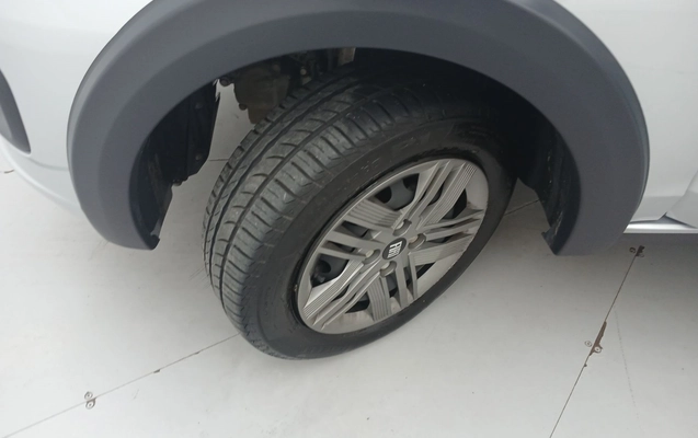 imagem-https://www.socarrao.com.br/sc-vehicle-images-prod/3962343/1789796951968-2_073637.jpg