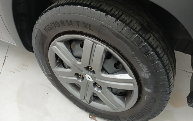 imagem-https://www.socarrao.com.br/sc-vehicle-images-prod/3962368/1789796974226-2_022448.jpg