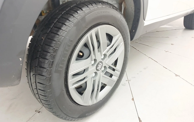 imagem-https://www.socarrao.com.br/sc-vehicle-images-prod/3962388/1789797004382-1_024317.jpg