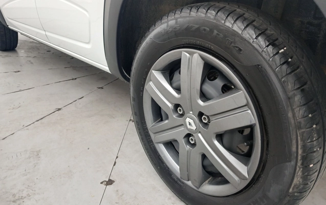 imagem-https://www.socarrao.com.br/sc-vehicle-images-prod/3962396/1789797009536-1_105212.jpg