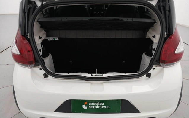 imagem-https://www.socarrao.com.br/sc-vehicle-images-prod/3962415/1789797020763-1_014843.jpg