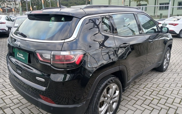 imagem-https://www.socarrao.com.br/sc-vehicle-images-prod/3962448/1789797050277-1_051207.jpg