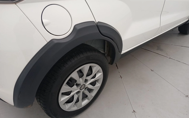 imagem-https://www.socarrao.com.br/sc-vehicle-images-prod/3962449/1789797051318-1_101541.jpg