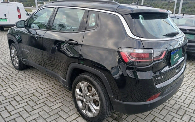 imagem-https://www.socarrao.com.br/sc-vehicle-images-prod/3962452/1789797053352-1_051203.jpg