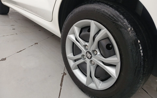 imagem-https://www.socarrao.com.br/sc-vehicle-images-prod/3962474/1789797071056-1_013117.jpg