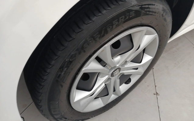 imagem-https://www.socarrao.com.br/sc-vehicle-images-prod/3962477/1789797074843-1_013118.jpg