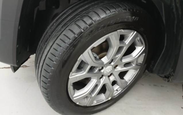 imagem-https://www.socarrao.com.br/sc-vehicle-images-prod/3962482/1789797081448-1_031257.jpg