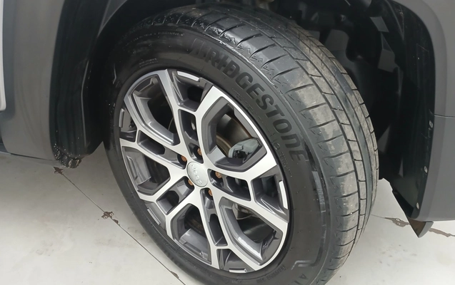 imagem-https://www.socarrao.com.br/sc-vehicle-images-prod/3962526/1789797113624-1_013354.jpg