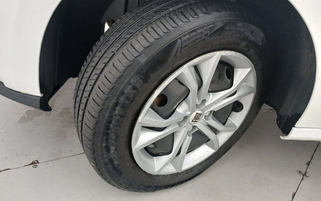 imagem-https://www.socarrao.com.br/sc-vehicle-images-prod/3962563/1789797140079-1_024910.jpg