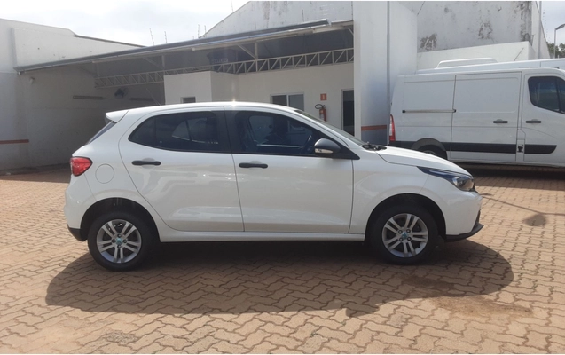 imagem-https://www.socarrao.com.br/sc-vehicle-images-prod/3962587/1789797160056-1_031541.jpg
