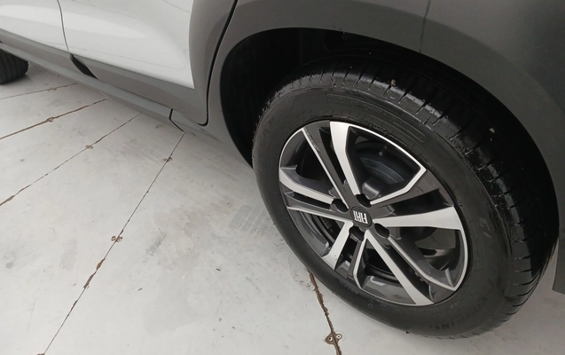imagem-https://www.socarrao.com.br/sc-vehicle-images-prod/3962662/1789797215715-1_045639.jpg