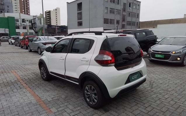 imagem-https://www.socarrao.com.br/sc-vehicle-images-prod/3962694/1789797248970-1_112931.jpg