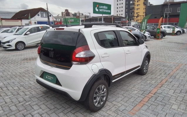 imagem-https://www.socarrao.com.br/sc-vehicle-images-prod/3962694/1789797248971-1_112933.jpg