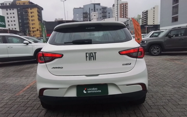 imagem-https://www.socarrao.com.br/sc-vehicle-images-prod/3962730/1789797273919-1_040432.jpg